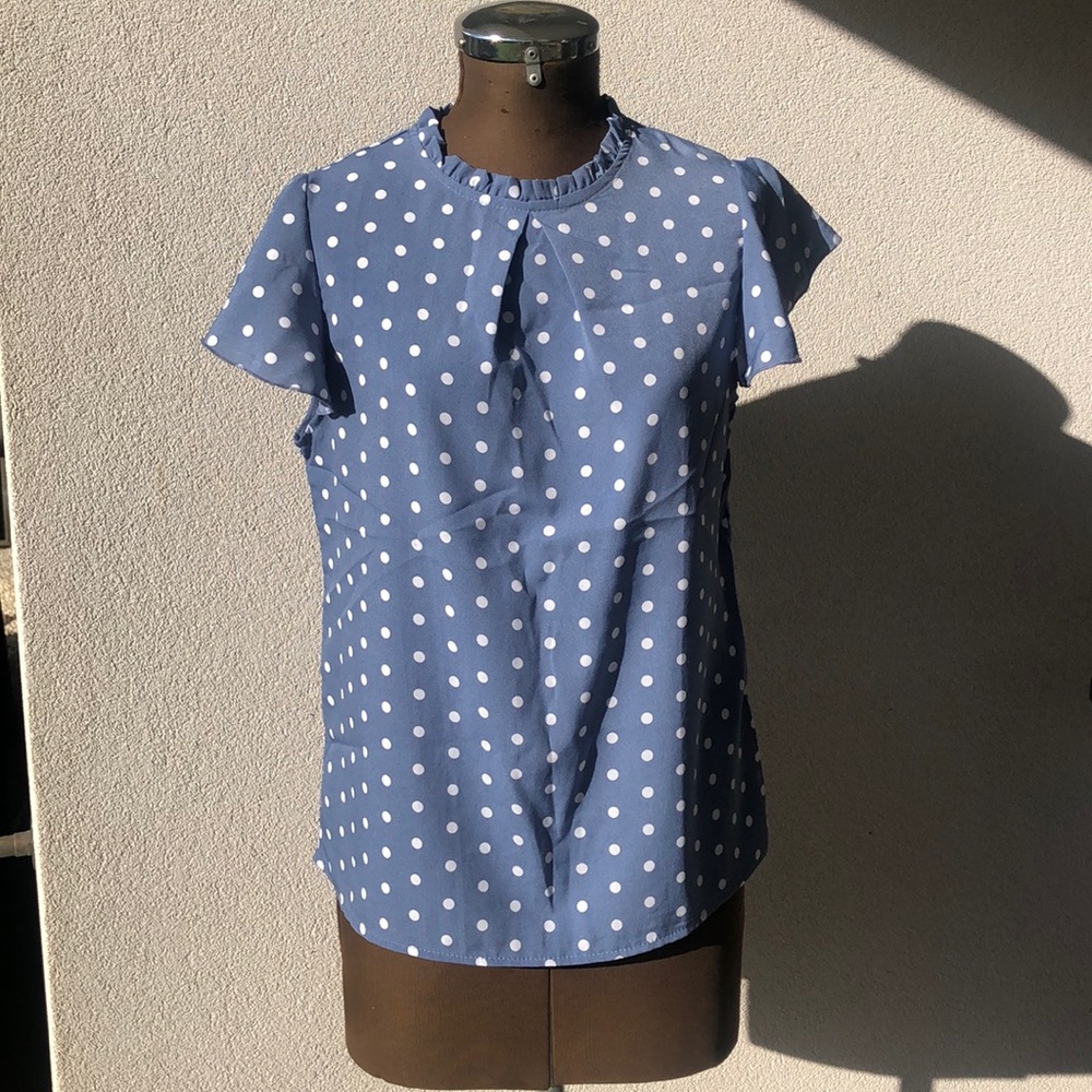 (👚3 for $20) Lightweight blue-grey white polka dot top M- to fit size 10 shein - Picture 1 of 5